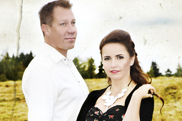 Johanna Debreczeni, Jouni Keronen & Keidas